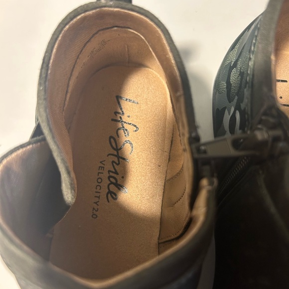 LifeStride velocity 2.0 comfortable ankle booties army green zip sides size 8 - Picture 7 of 10